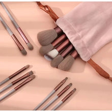 Carregar imagem no visualizador da galeria, Kit 13 Peças Pincéis de Maquiagem Contorno Kabuki Profissional
